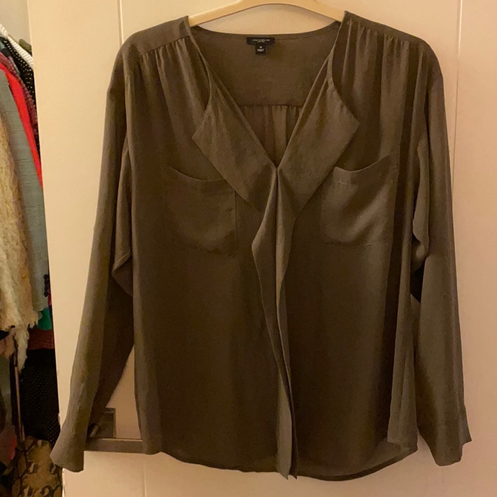 Ann Taylor pewter blouse